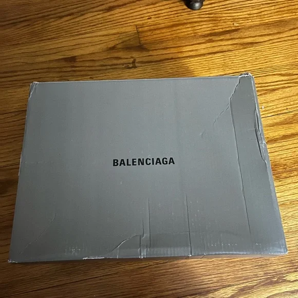 Balenciaga Track 2 Black/ Red - Picture 7 of 8